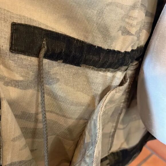 Johnny Was Raquel embroidered camo print drawstring waist corduroy jacket, S! - Picture 6 of 11